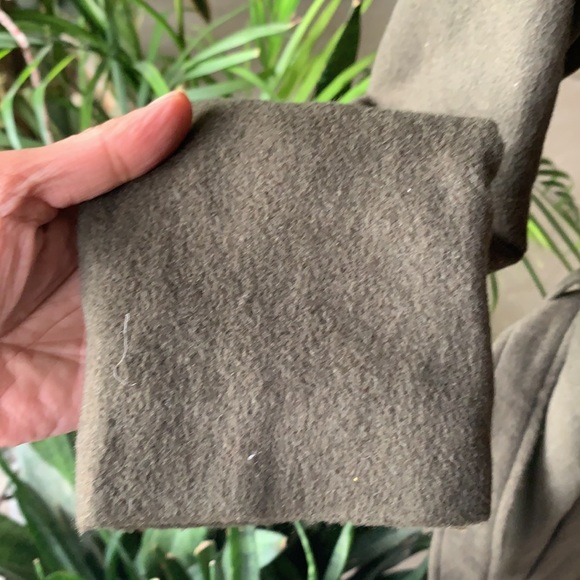 OLIVE GREEN WINTER COAT: Double breast, knee length. Unique collar-hood - Picture 11 of 16